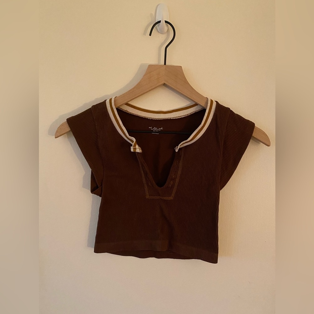 Brown cut off sleeve top from urban outfitters